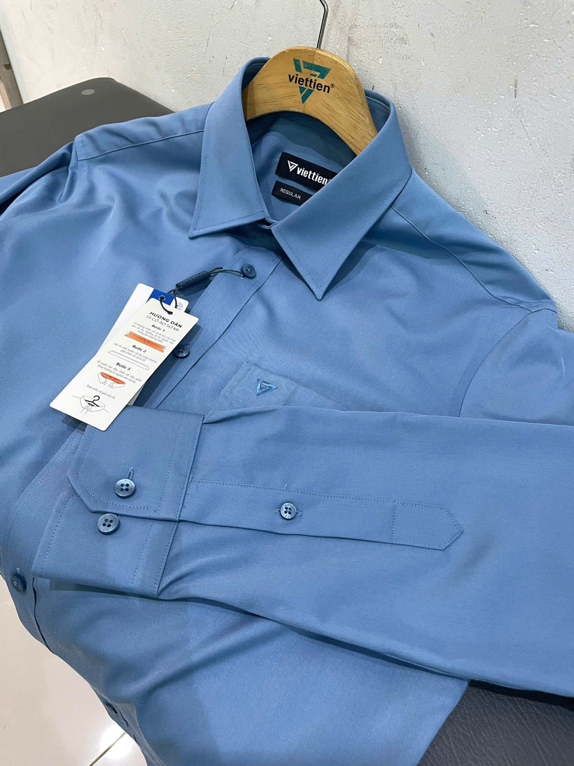 Áo sơ mi dài tay - Việt Tiến