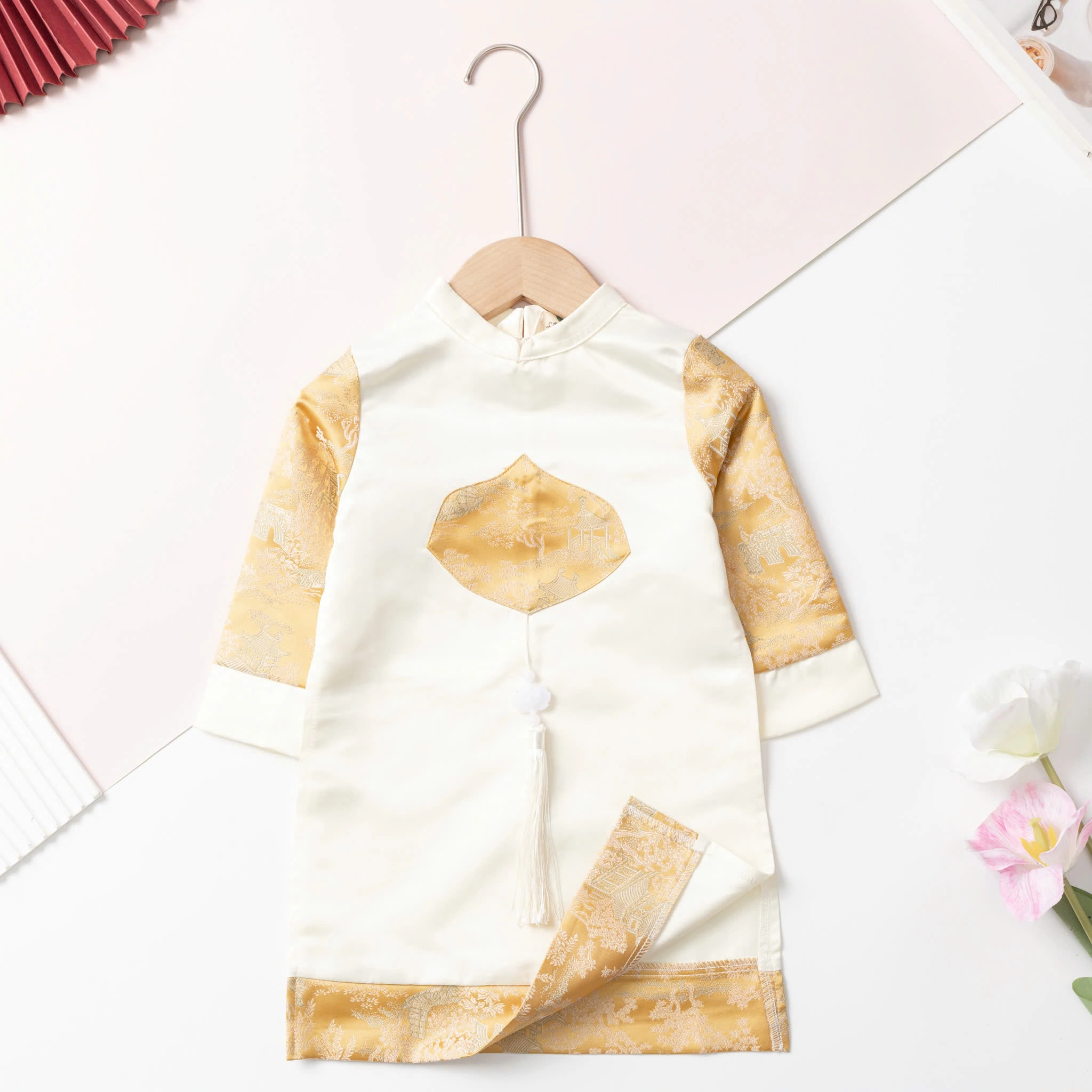 Áo dài gấm cách tân bé trai