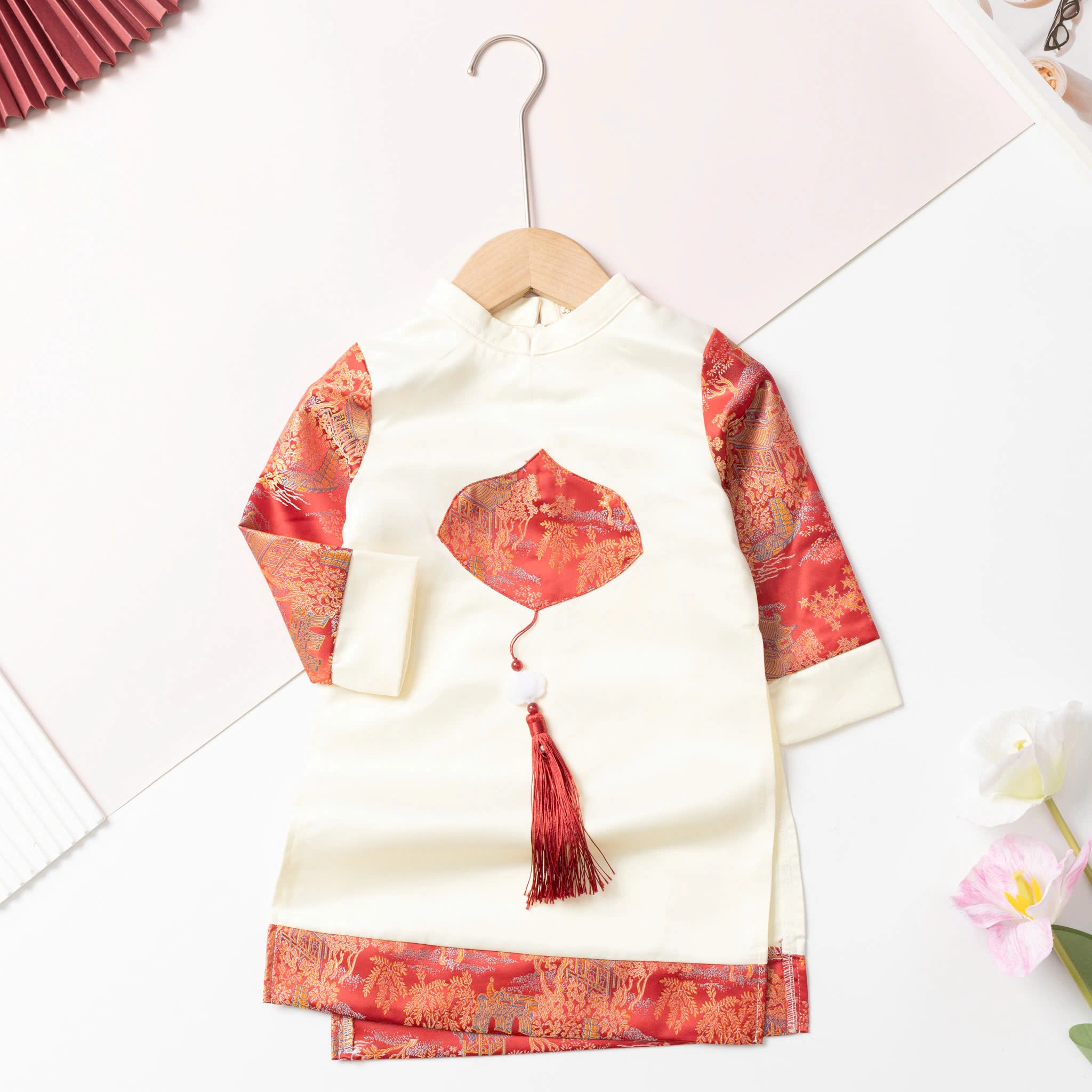 Áo dài gấm cách tân bé trai