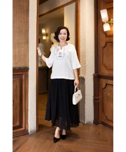 Áo kiểu trung niên vải lụa gân thêu hoa M Collection