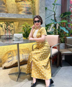 Alternative view of ĐẦM CHẤM BI CỔ TRÒN Sline